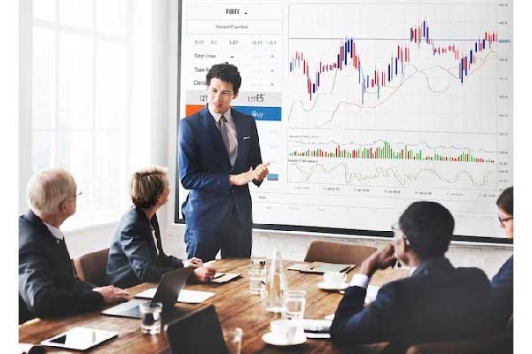 特斯拉、Meta和博通在纳斯达克100指数中权重缩水